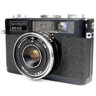 Máquina fotográfica rangefinder analógica vintage Petri V 