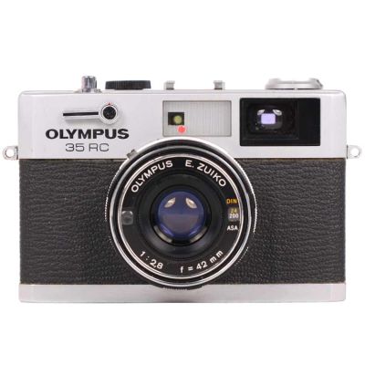 Máquina fotográfica rangefinder Olympus 35 RC (1970)