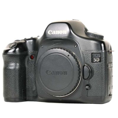Máquina fotográfica Digital SLR Canon EOS 5D (12.1mp)