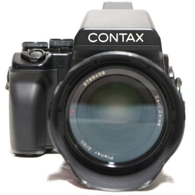 Máquina fotográfica 6x4.5 SLR Contax 645 + Sonnar 80mm f2 (1999-2005) (C645)
