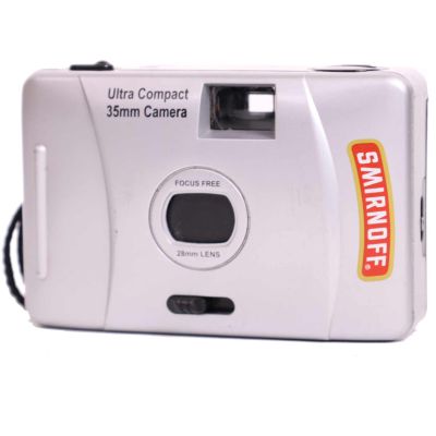 Máquina fotográfica Smirnoff 28mm Focus Free 