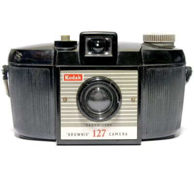 Máquina fotográfica Kodak Brownie 127 Model 2 (1959-63)