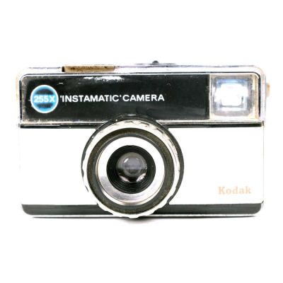 Máquina fotográfica Kodak Instamatic 255x (1971-7)
