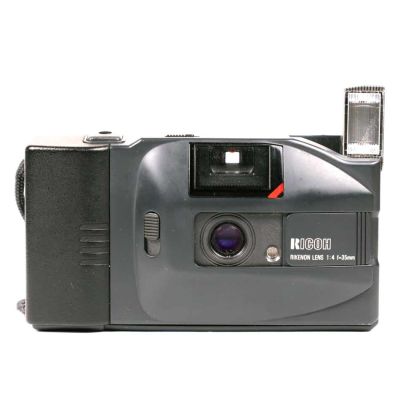 Máquina fotográfica Ricoh YF-20 (1987)