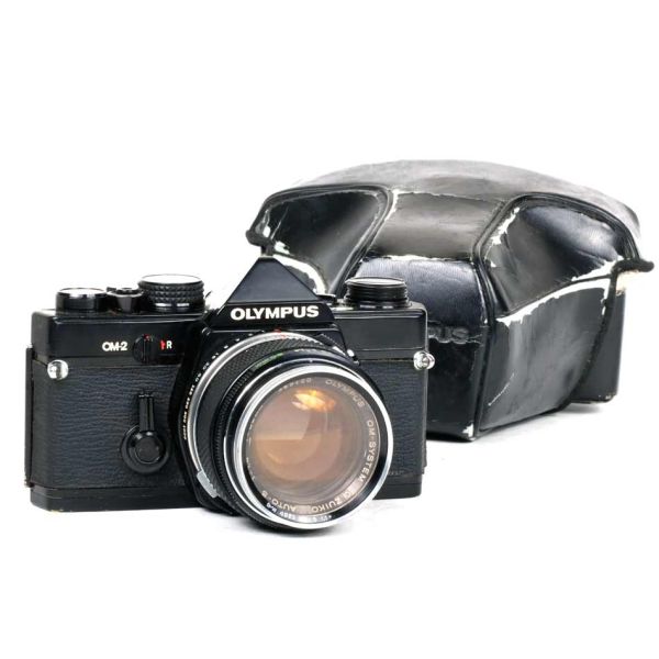 Máquina fotográfica SLR analógica 35mm Olympus OM-2 + Zuiko Auto