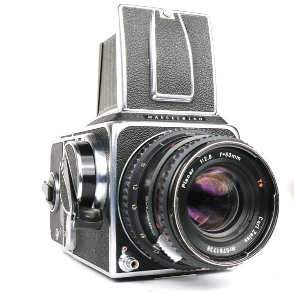 Máquina fotográfica SLR analógica de médio formato 6x6 Hasselblad